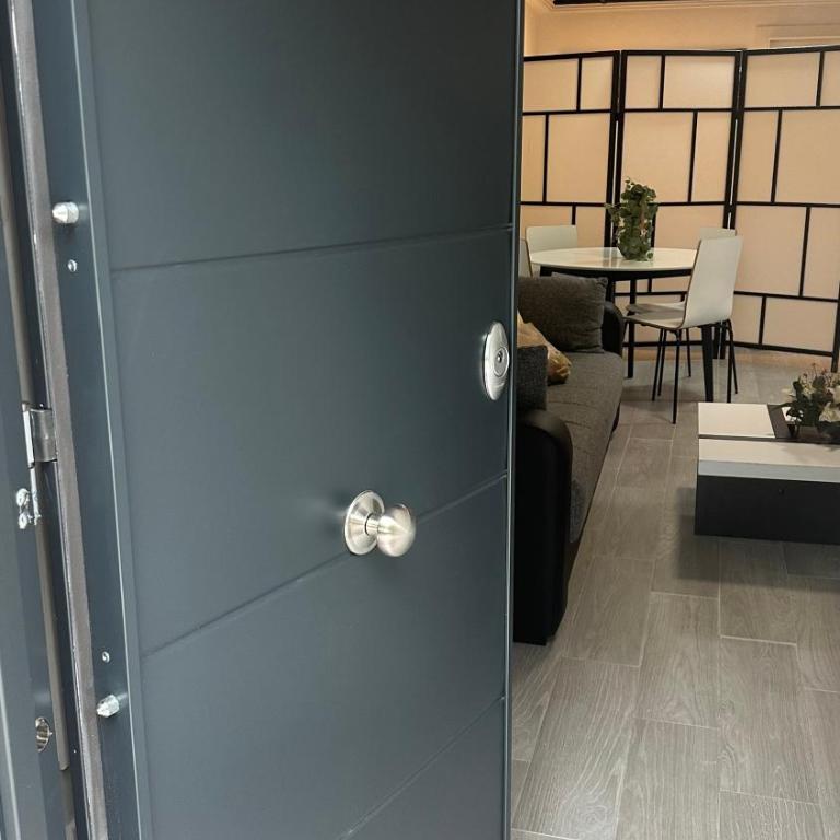 Espectacular Loft con piscina Comunitaria junto al mar Málaga - Apartamento de 1 dormitorio - 2