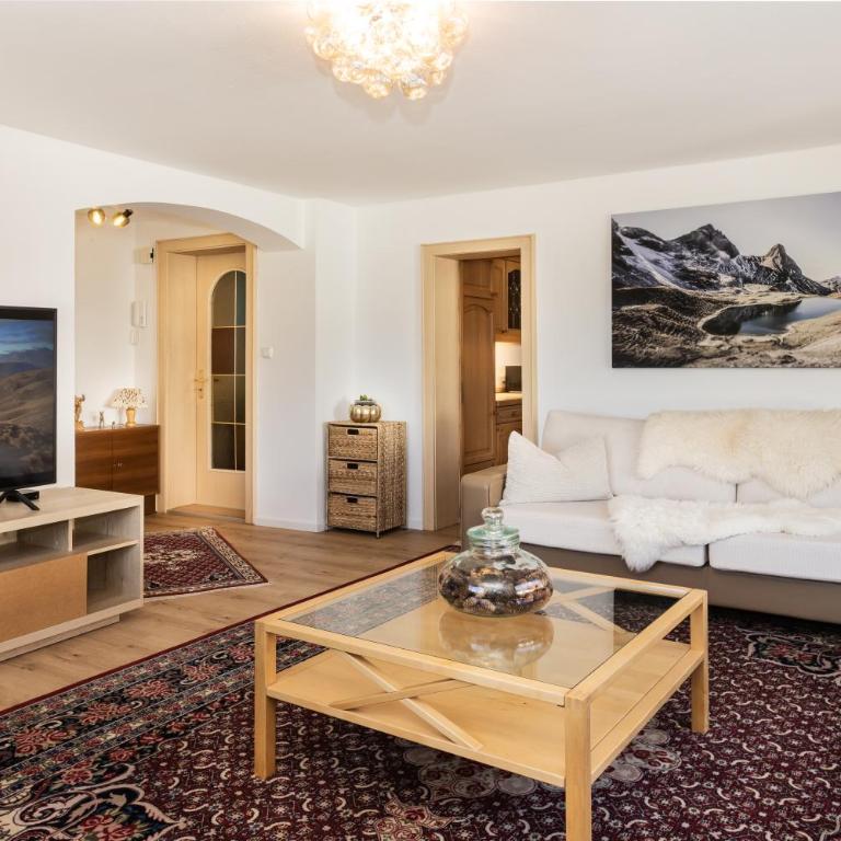 Haus Baum - Oberstdorf - Apartment mit 3 Schlafzimmern und Bergblick - 2
