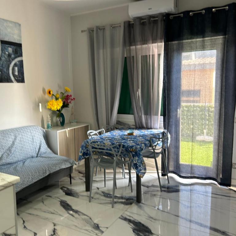 FRONT SEA LUXURY - Appartamento con 2 Camere da Letto - 4