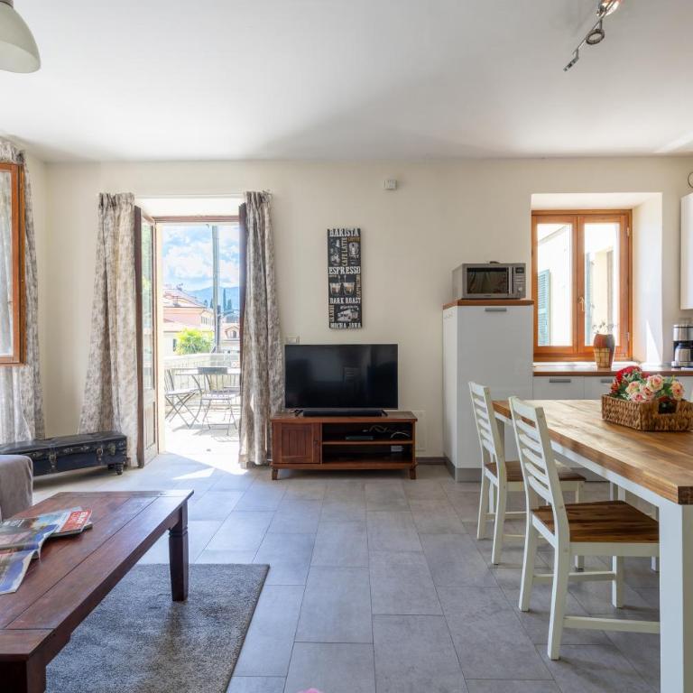 Apartment Katia - Menaggio - Appartamento con 2 Camere da Letto e Terrazza - 1