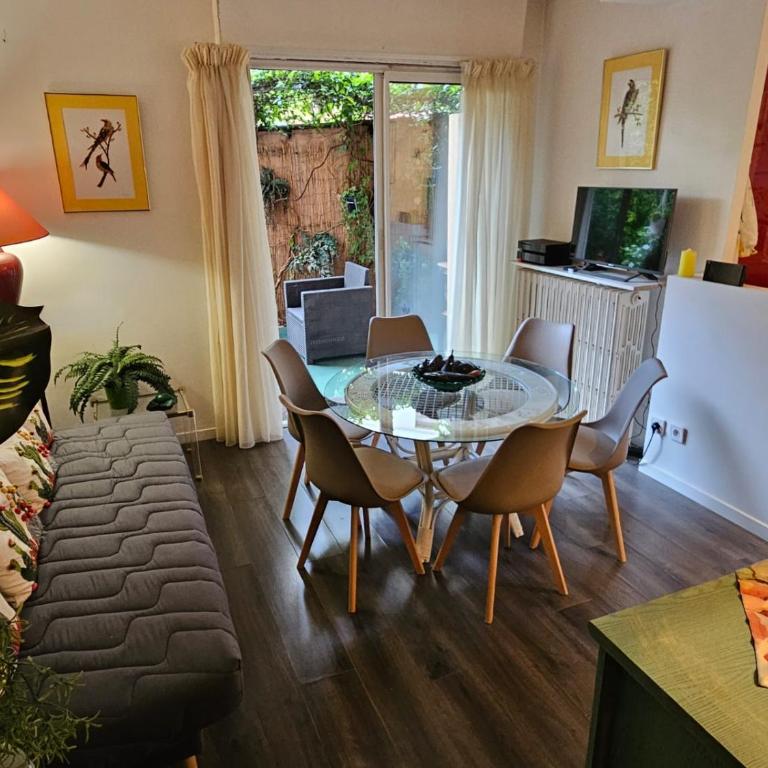 A 1 min de la plage! Bel appartement T4 avec petit jardin - Appartement 2 Chambres - 2