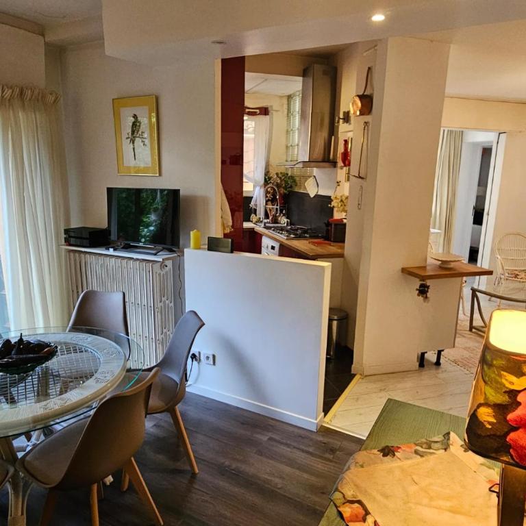 A 1 min de la plage! Bel appartement T4 avec petit jardin - Appartement 2 Chambres - 3