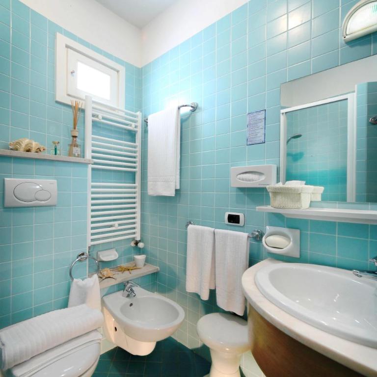 Hotel ABC - Camera Quadrupla Standard - 3