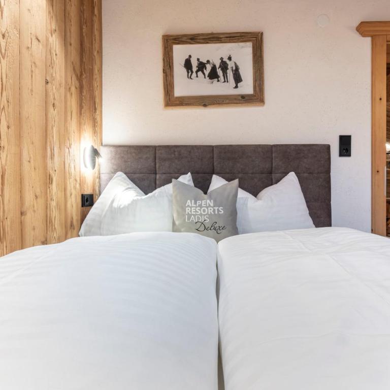 Chalet LAUDEGG - Luxury Chalet with Private Spa - Maison de Vacances 5 Chambres avec Sauna - 9