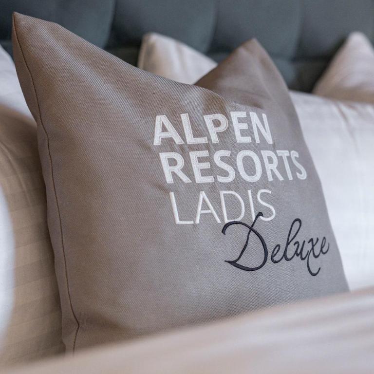Chalet LAUDEGG - Luxury Chalet with Private Spa - Maison de Vacances 5 Chambres avec Sauna - 29