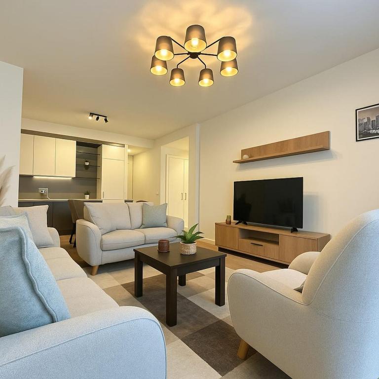 Queen's Park Residence Apartments - One-Bedroom Apartment with Terrace - 15