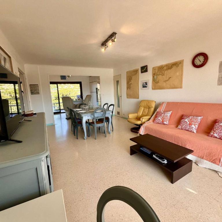 Appartement 4 pièces, 6 couchages avec climatisation à Cavalaire - FR-1-226B-239 - Apartment - 2