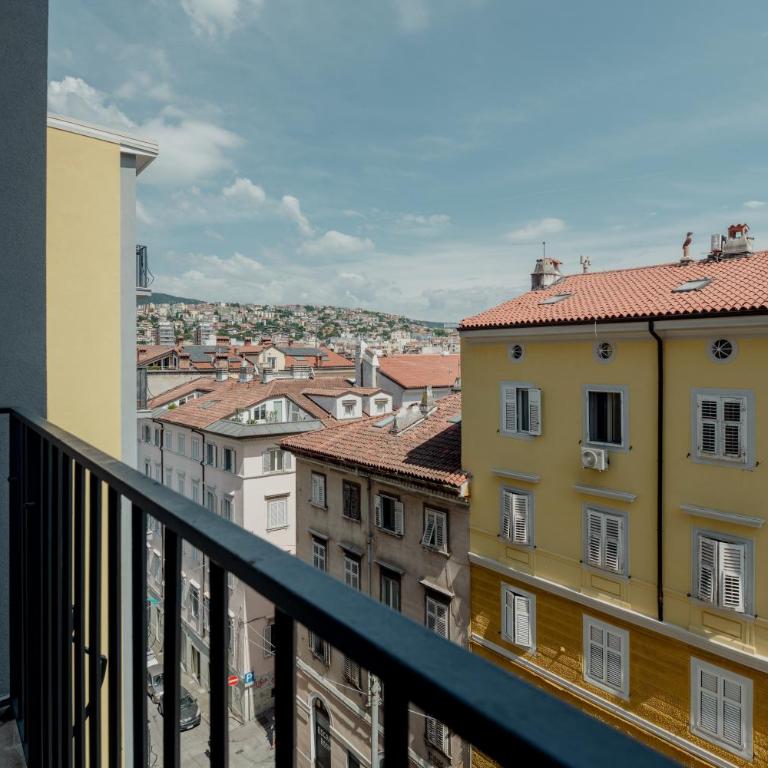 Beautiful view Castaldi - Appartamento con 2 Camere da Letto - 2