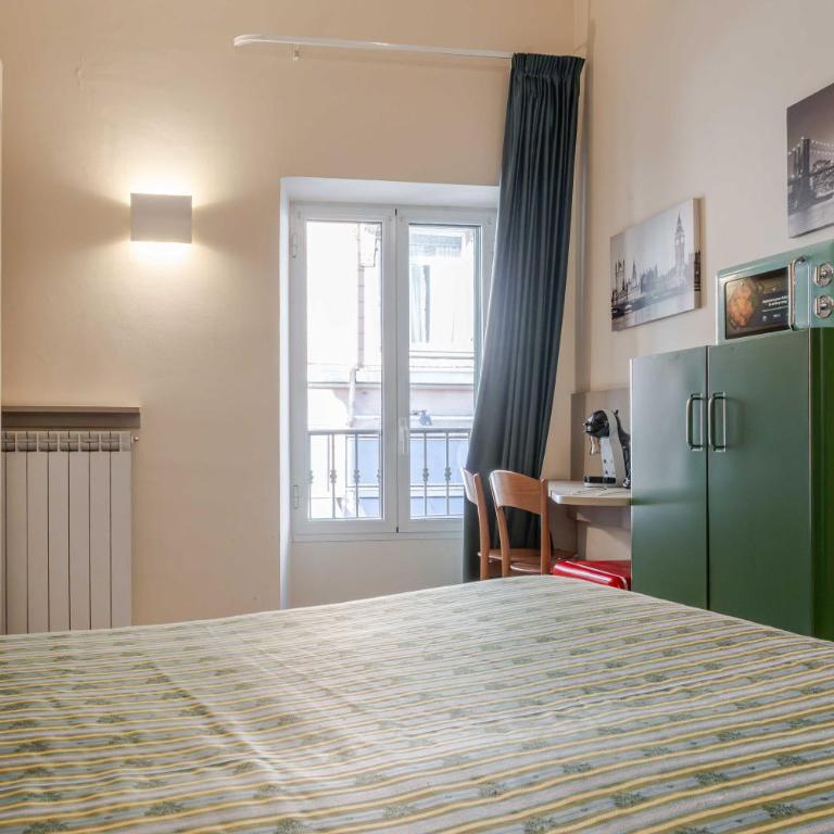 Hotel POSTA - Comfortable Stay in Ventimiglia - Camera Matrimoniale Superior - 6