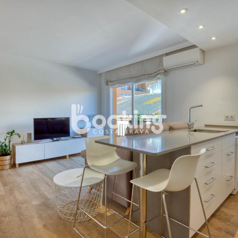 Indústria Apartament per 3 persones a 2 minuts de la platja amb Aire acondicionat i plaça d'aparcament - Apartamento de 2 dormitorios - 1