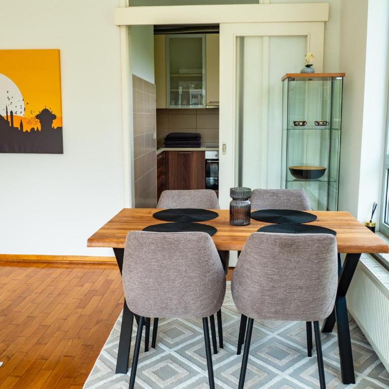 Verde 22 with Garage - One-Bedroom Apartment - 9