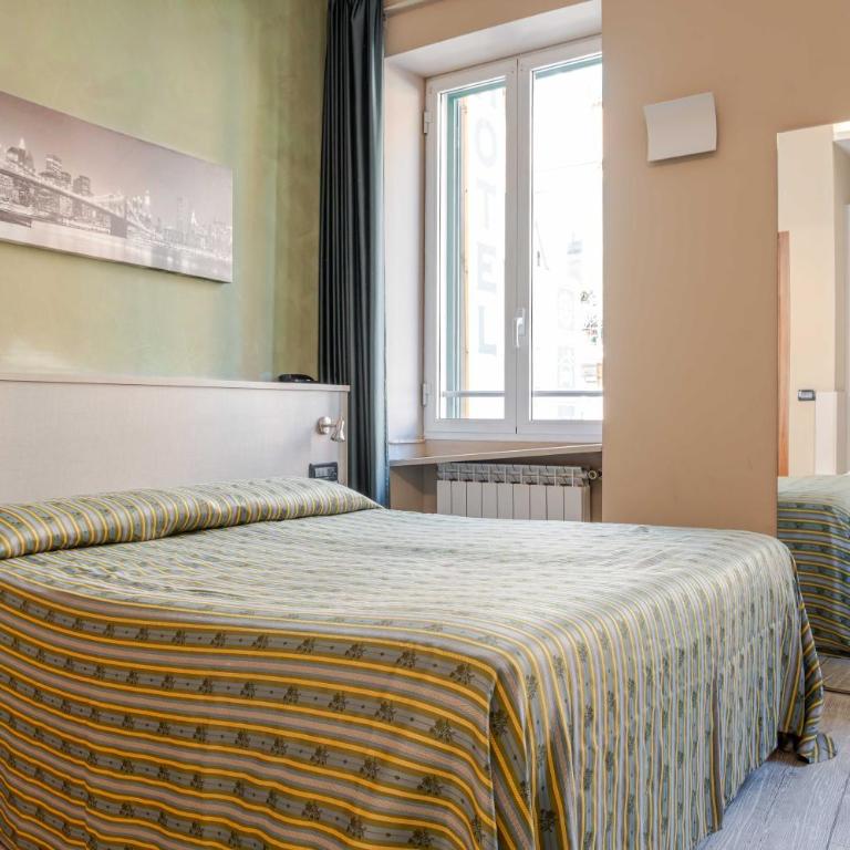 Hotel POSTA - Comfortable Stay in Ventimiglia - Camera Tripla Comfort - 7