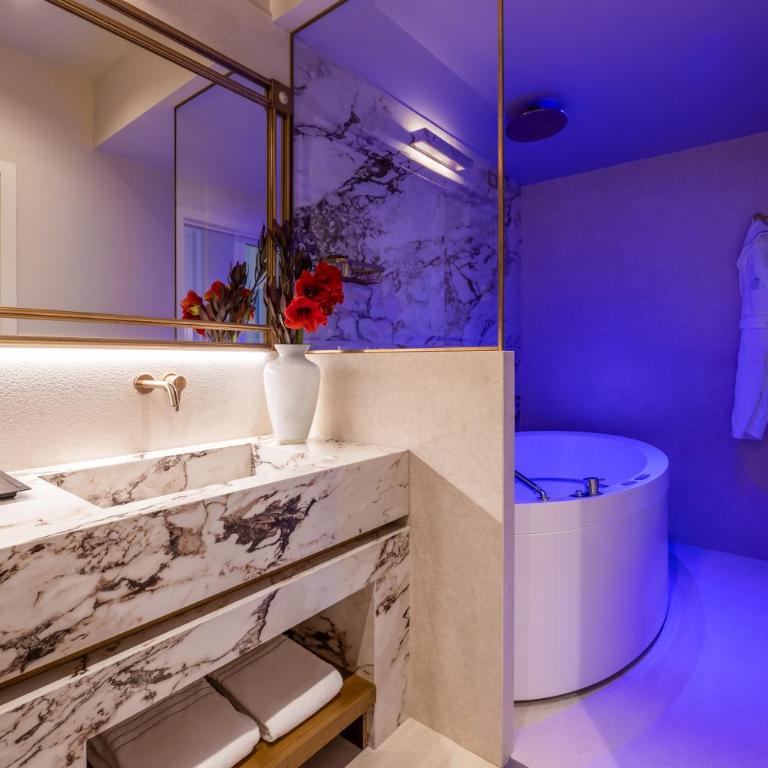 HT6 Maison - King Room - 11