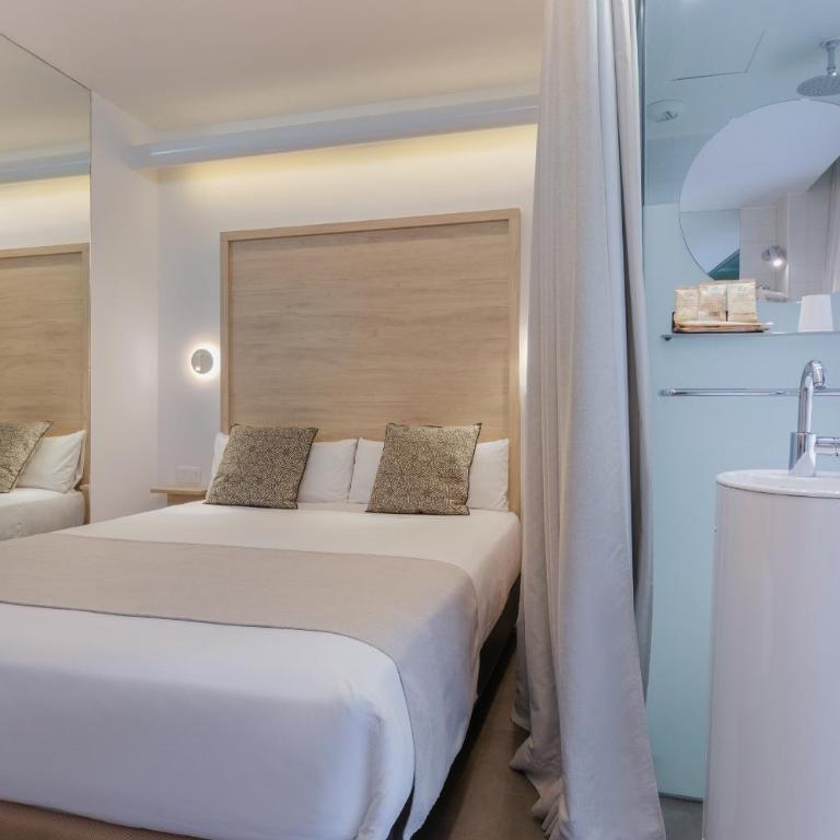 Casa Lit Barcelona - Basic Double Room - 8