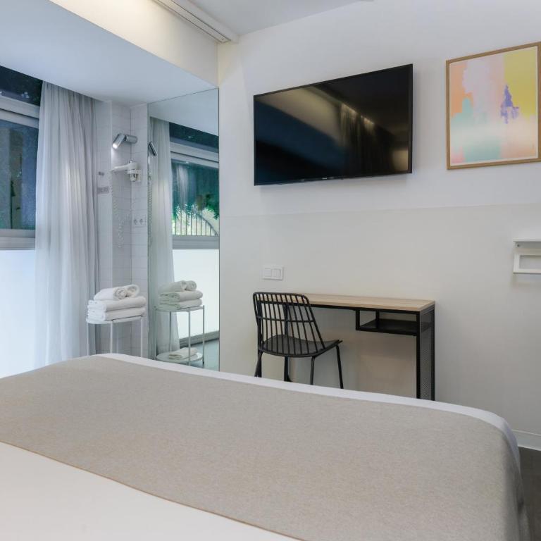 Casa Lit Barcelona - Basic Double Room - 5