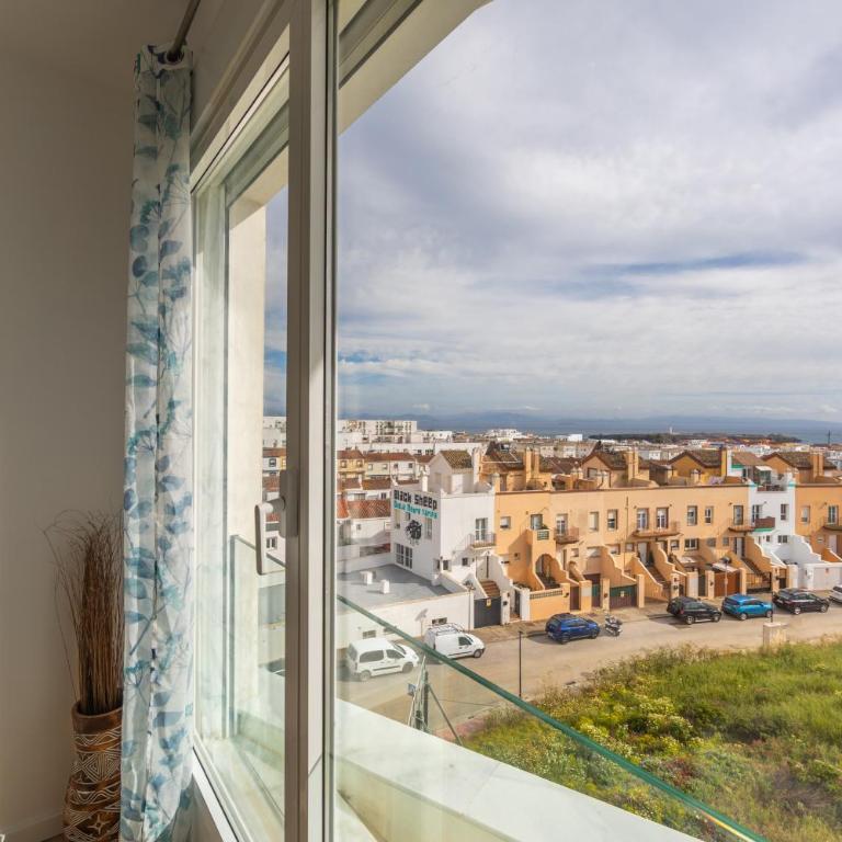Terraza acristalada con vistas panorámicas - Apartamento de 2 dormitorios con terraza y vistas al mar - 23