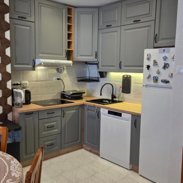 Villa Lenia - Two-Bedroom House - 23