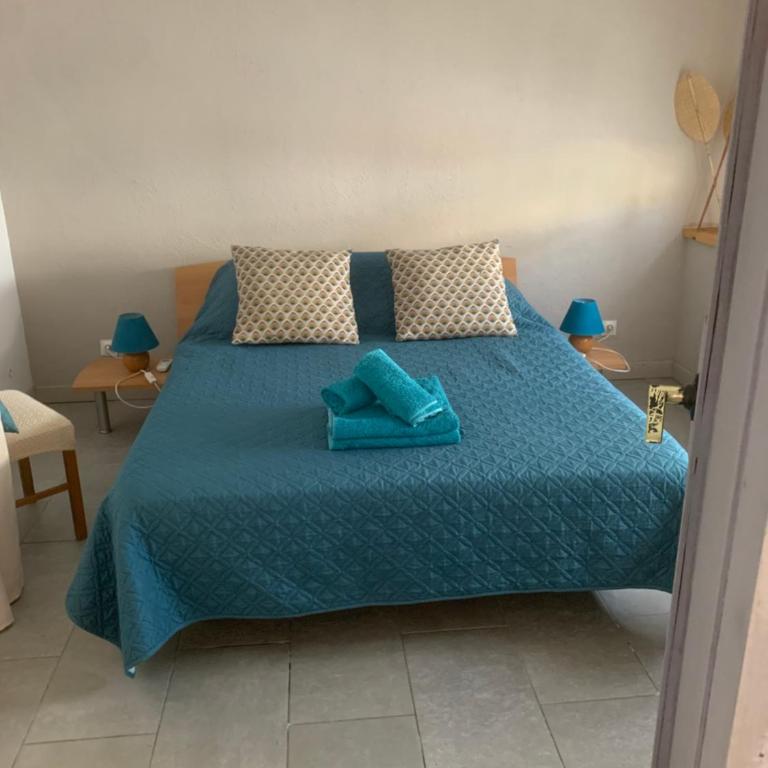 Casita Flamingo - Three-Bedroom House - 12
