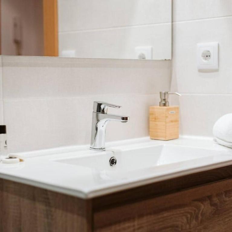 Edelweiss by Cardi Suites - Apartment mit 1 Schlafzimmer - 15