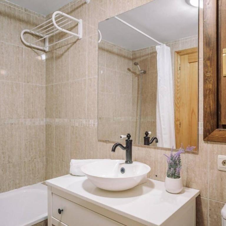 Carlina by Cardi Suites - Appartamento con 2 Camere da Letto - 21