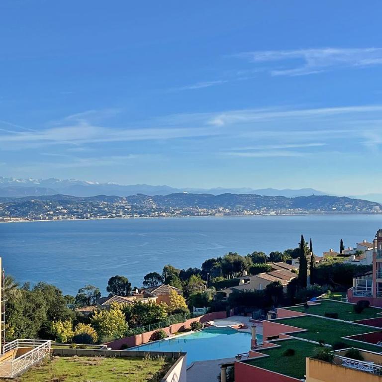 Superb T3 with terrace and sea view - Appartement 2 Chambres - 6