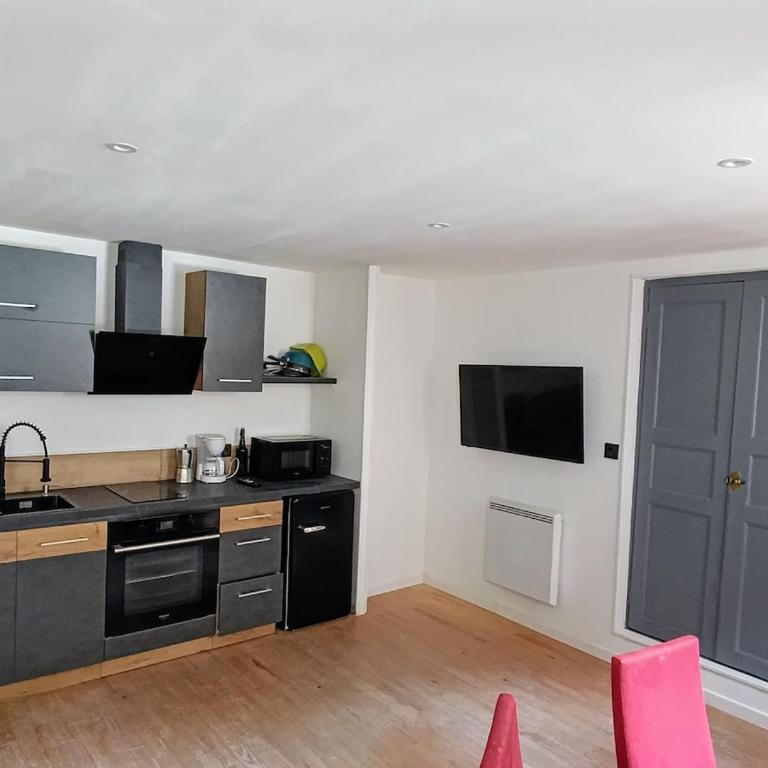 Séjour dans la cité fortifiée - Appartement 2 Chambres - 14
