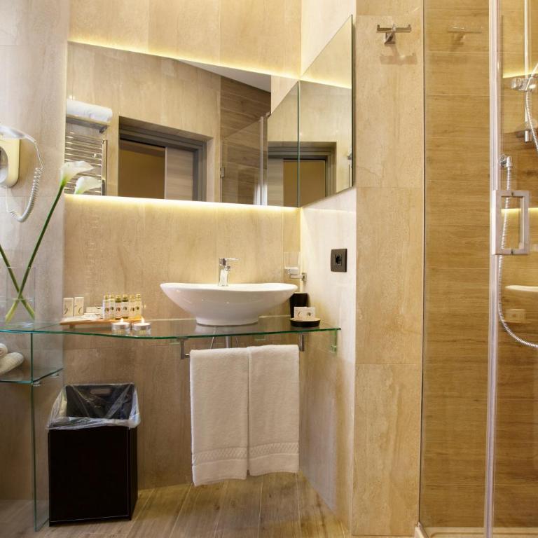 Hotel Trapani In - Deluxe Double Room - 11