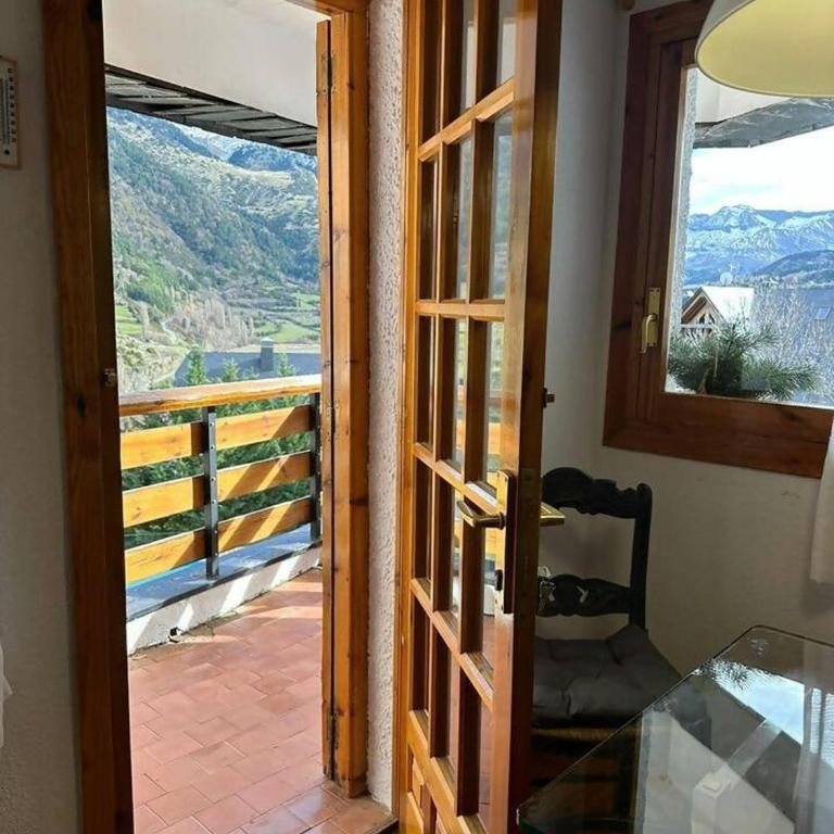 Aspen - By CARDI Suites - Appartement 3 Chambres - 7