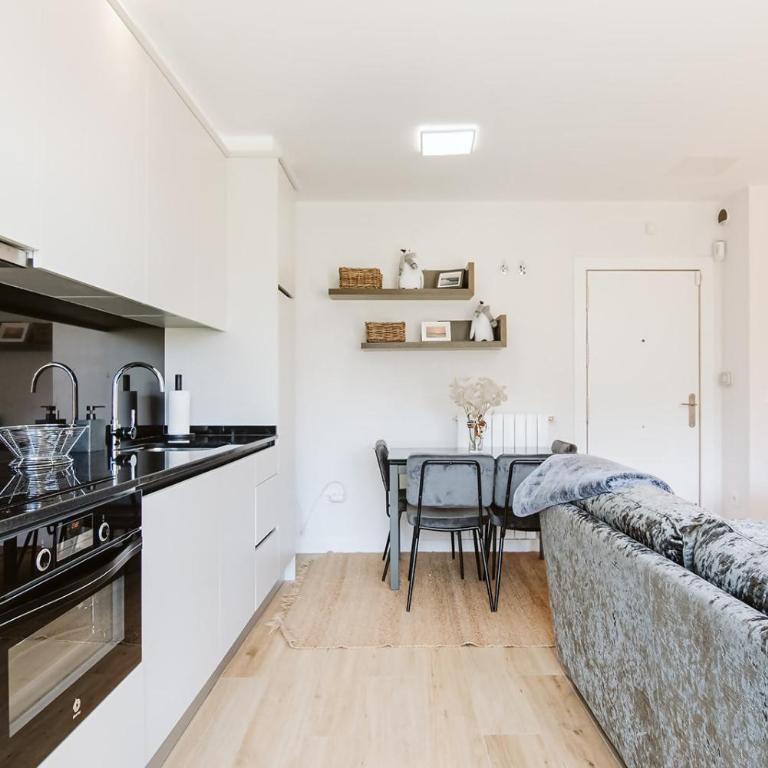 ROSANA BY CARDI SUITES - Two-Bedroom Apartment - 20