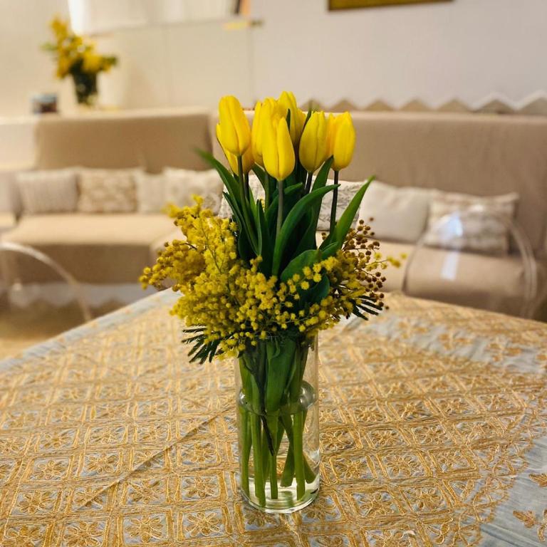 Casa Cavour - Appartamento con 2 Camere da Letto - 2