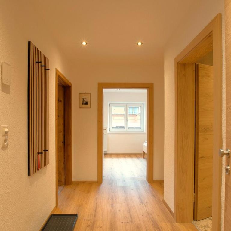 Apartment MarLen - Apartment mit 2 Schlafzimmern und Bergblick - 4