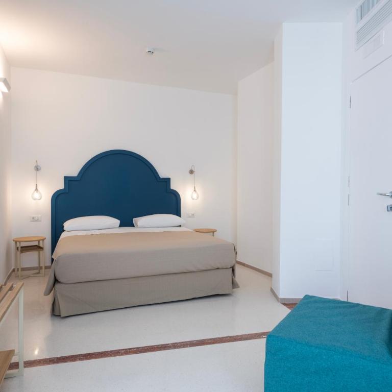 Hotel Albània - Camera Deluxe - 1