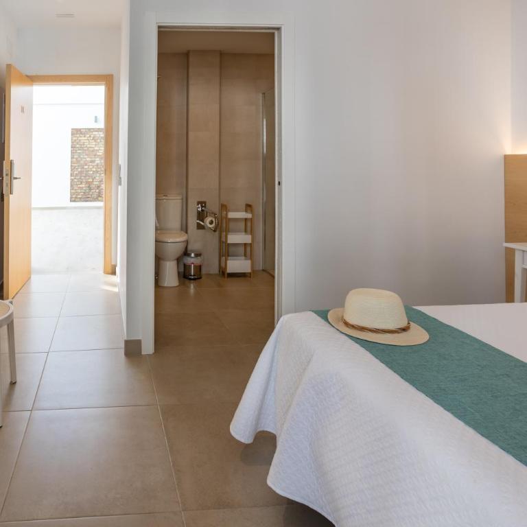 Hotel OASIS CENTRO - Habitación Doble con balcón - 1 o 2 camas - 19