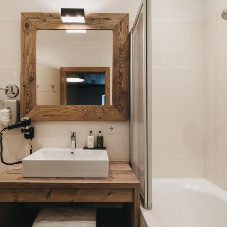 VAYA Post Saalbach Landhaus - Superior Doppelzimmer - 4