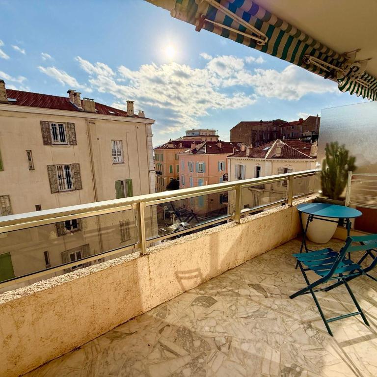 C018 - Lumineux Appartement - Proche plage - Apartment - 15