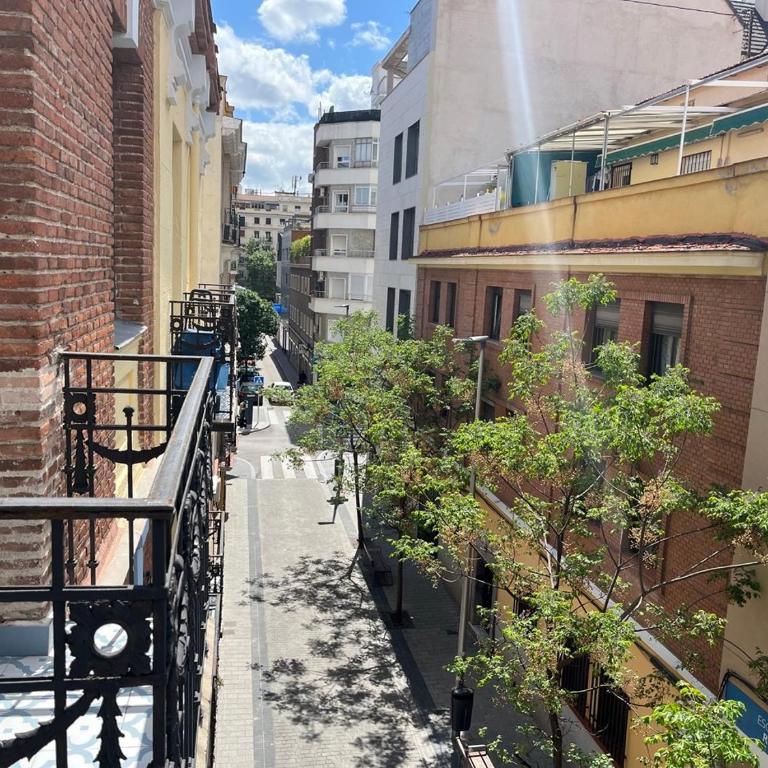 dPLACE To Be - Luxury apartments in Barrio de Salamanca - Apartamento Deluxe de 2 dormitorios con balcón - 14