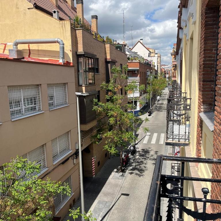 dPLACE To Be - Luxury apartments in Barrio de Salamanca - Apartamento Deluxe de 2 dormitorios con balcón - 16