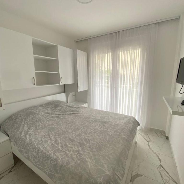 Apartment One Step From The Sea Becici - One-Bedroom Apartment - 25