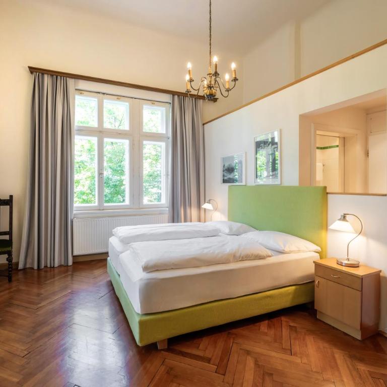 Johannes Schlössl - Gästehaus der Pallottiner am Mönchsberg - Doppelzimmer - 22
