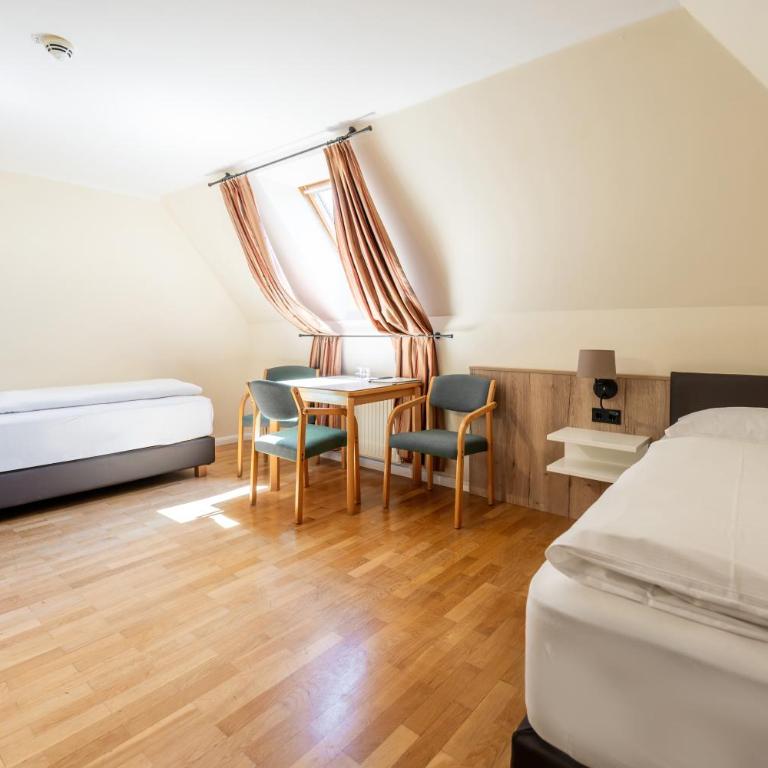 Johannes Schlössl - Gästehaus der Pallottiner am Mönchsberg - Standard Zweibettzimmer - 3