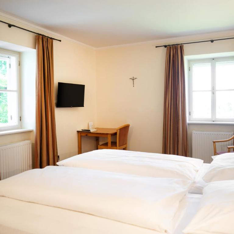 Johannes Schlössl - Gästehaus der Pallottiner am Mönchsberg - Doppelzimmer - 15