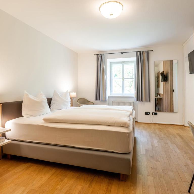 Johannes Schlössl - Gästehaus der Pallottiner am Mönchsberg - Doppelzimmer - 23