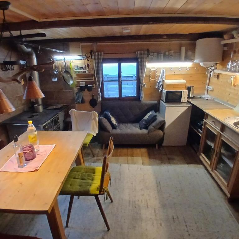 Almhütte Andrea - Two-Bedroom House - 72