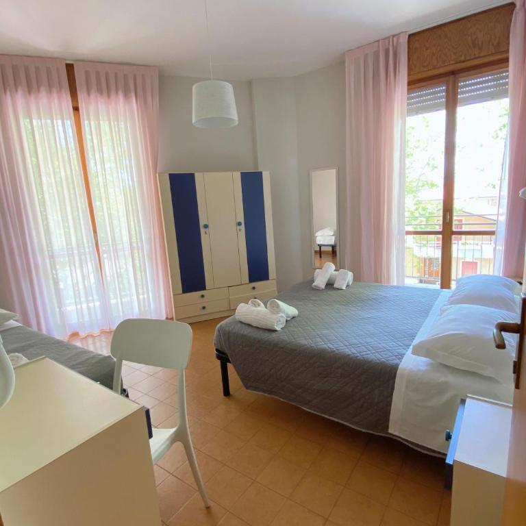 Hotel Residence Ponente - Camera Familiare Comunicante con Terrazza - 4