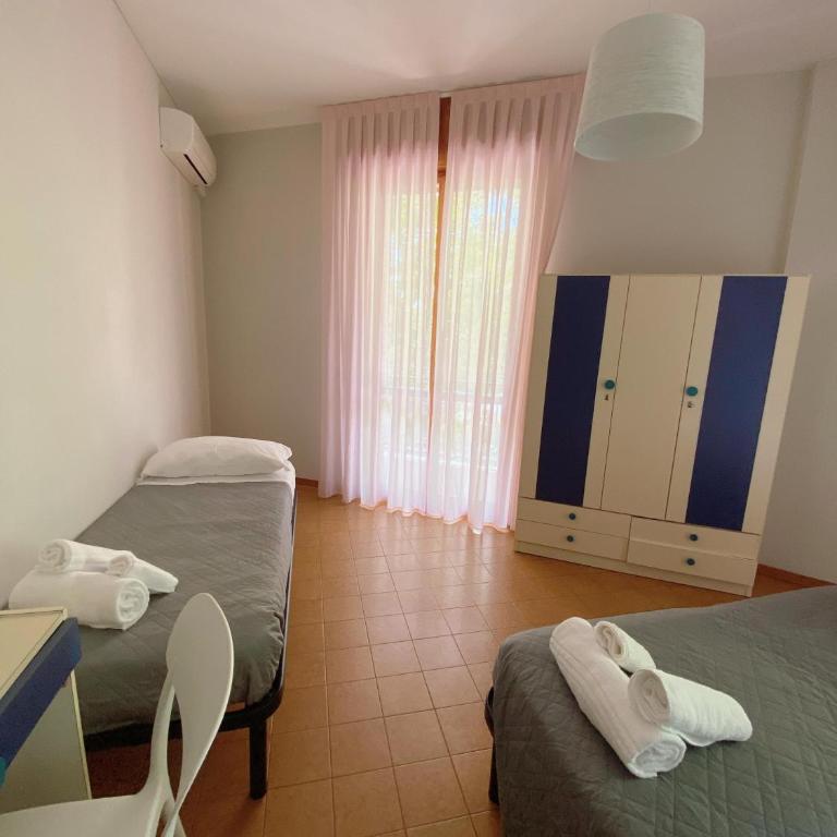Hotel Residence Ponente - Camera Familiare Comunicante con Terrazza - 3
