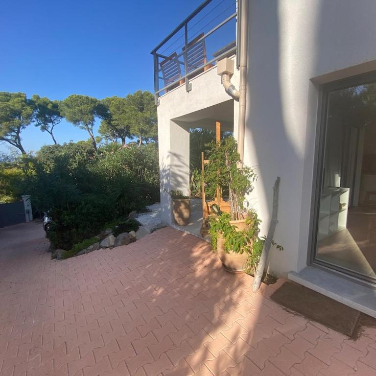 Joli F3 , 4 pers, villa Mahana , plein pied sur jardin , domaine privé criques et plages à pied - Apartment mit 2 Schlafzimmern - 13
