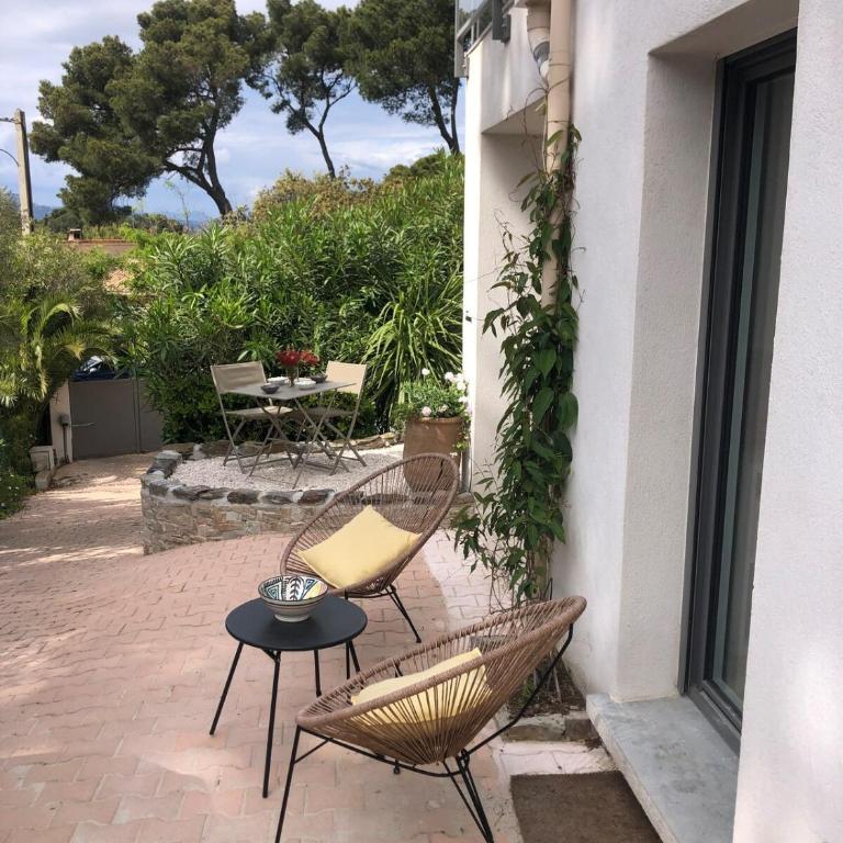 Joli F3 , 4 pers, villa Mahana , plein pied sur jardin , domaine privé criques et plages à pied - Apartment mit 2 Schlafzimmern - 14