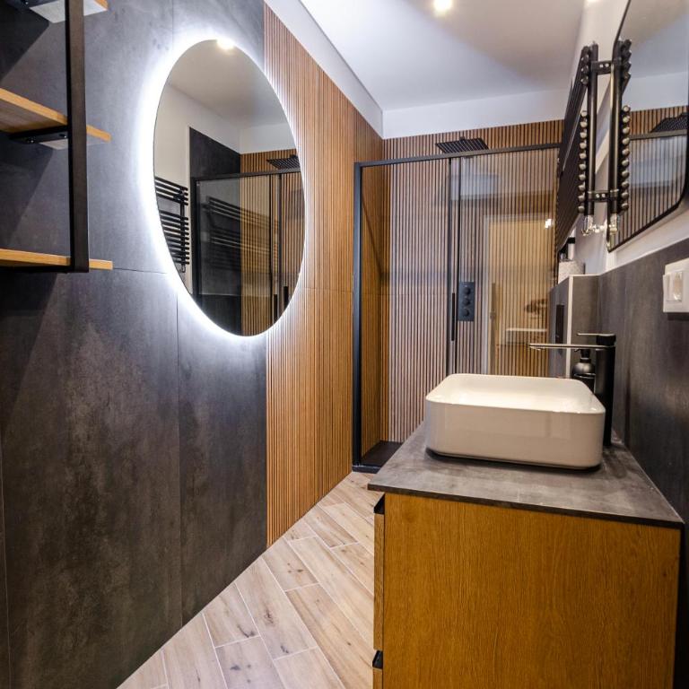 Dimora Galliera - Appartamento con 3 Camere da Letto - 40