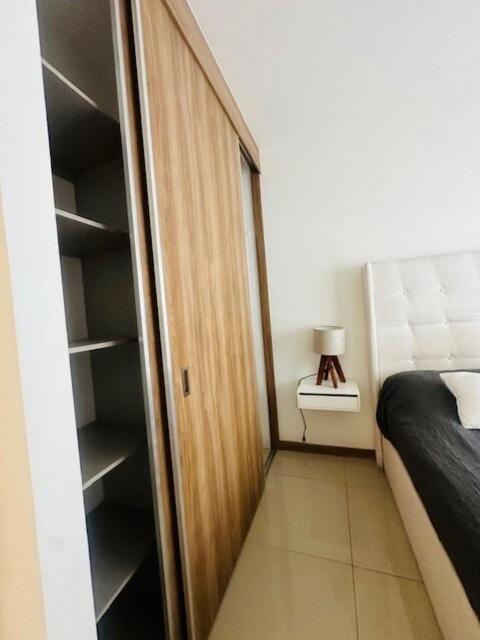 Vista Vibes Modern Apt with Rooftop Pool in GDL - Three-Bedroom Apartment with View - 13