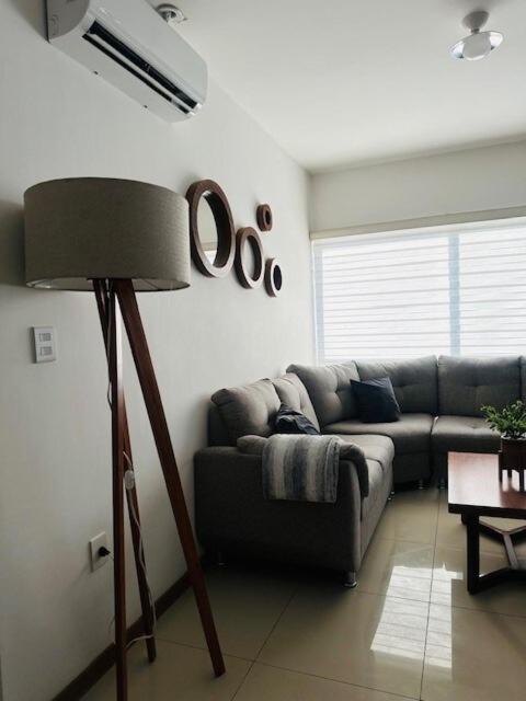 Vista Vibes Modern Apt with Rooftop Pool in GDL - Three-Bedroom Apartment with View - 35